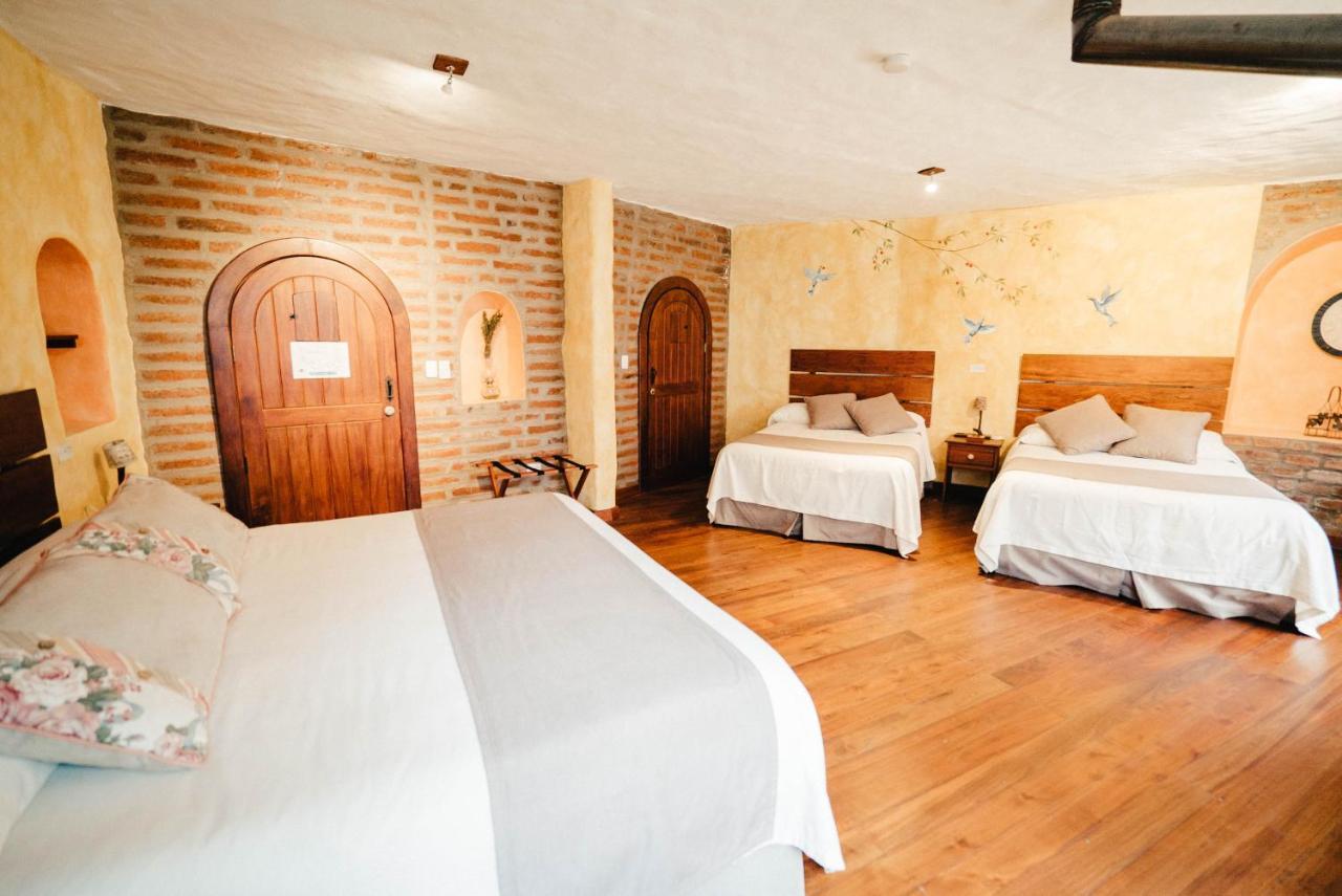 Hacienda Las Cuevas Terra Lodge Pifo Exterior photo
