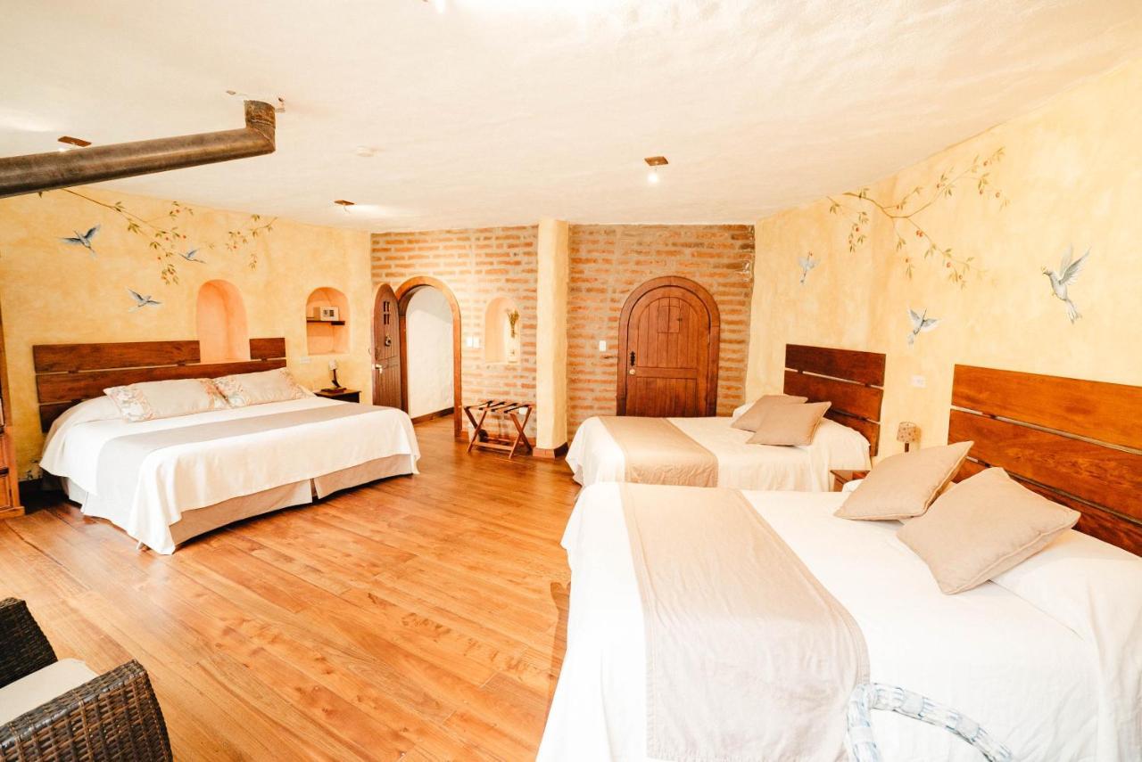 Hacienda Las Cuevas Terra Lodge Pifo Exterior photo