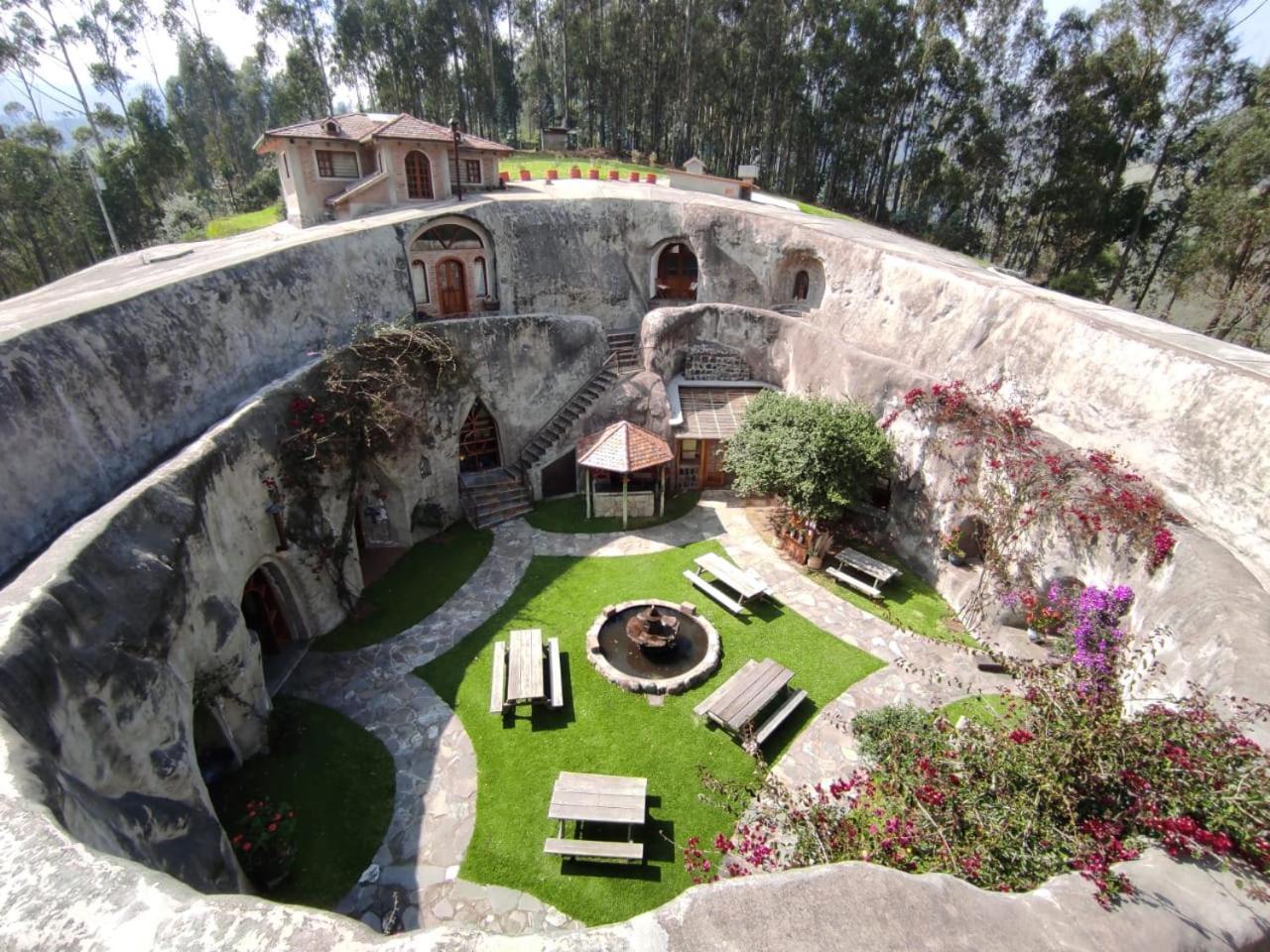 Hacienda Las Cuevas Terra Lodge Pifo Exterior photo
