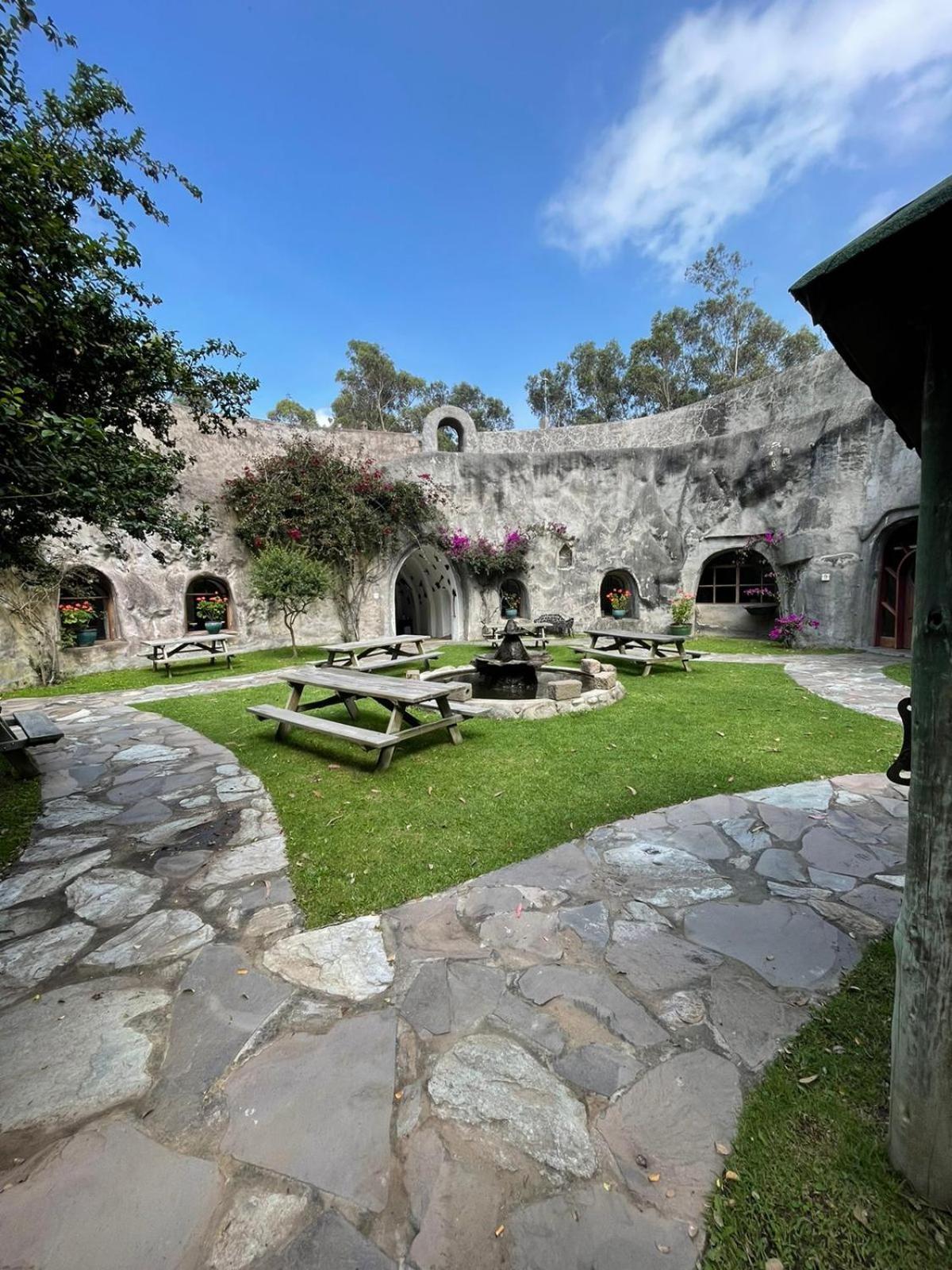 Hacienda Las Cuevas Terra Lodge Pifo Exterior photo