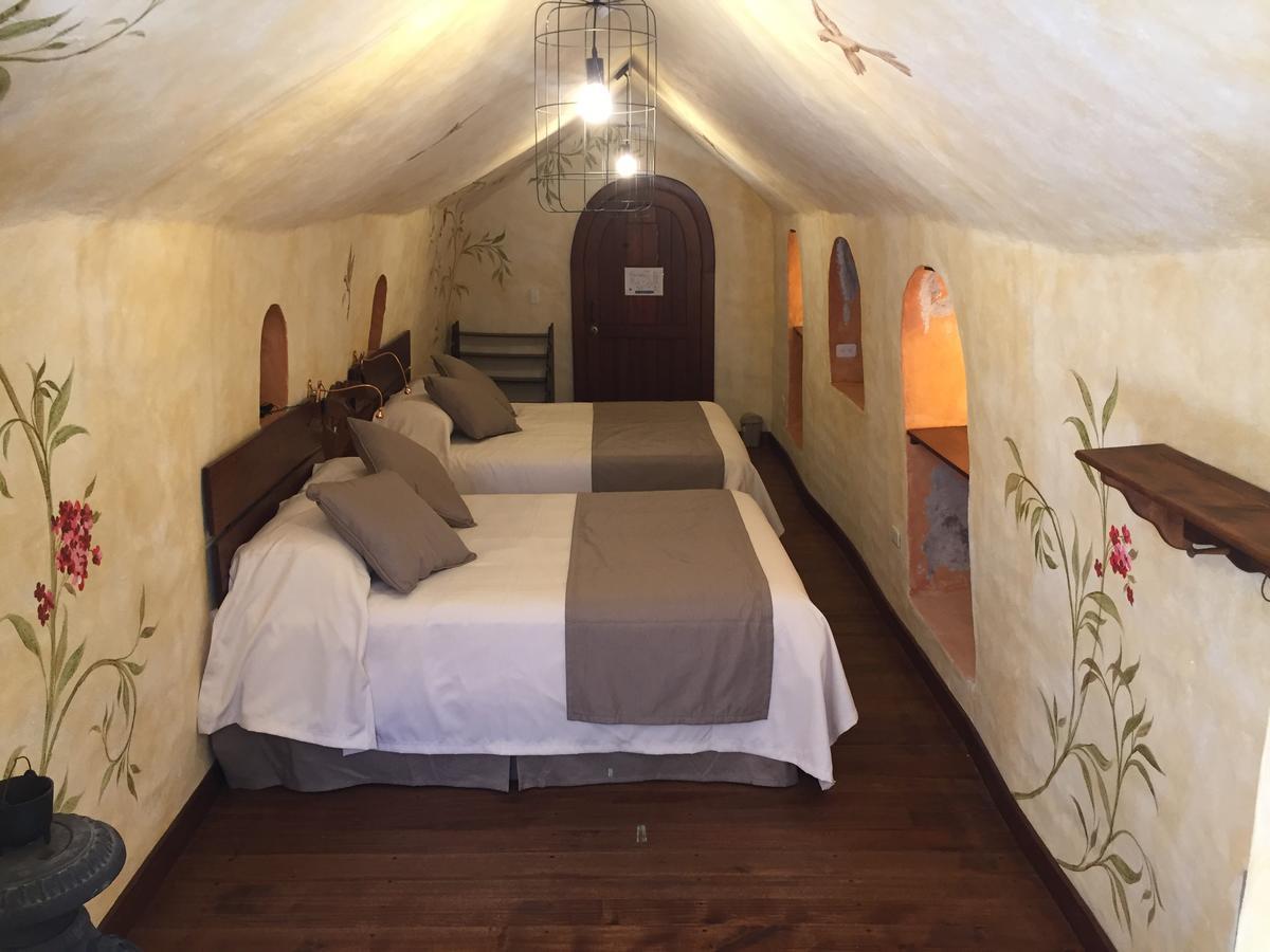 Hacienda Las Cuevas Terra Lodge Pifo Exterior photo